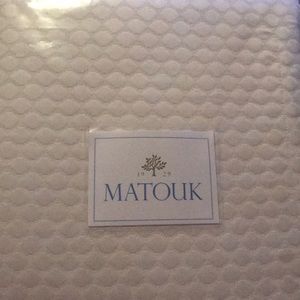 Matouk King Coverlet (112x97)—Pearl Ivory